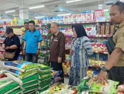 Jelang Nataru, Pemkab Sintang Intensifkan Sidak Pasar