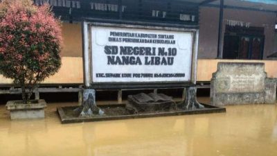 Sekolah di Sepauk Terdampak Banjir,Siswa Belajar Dirumah
